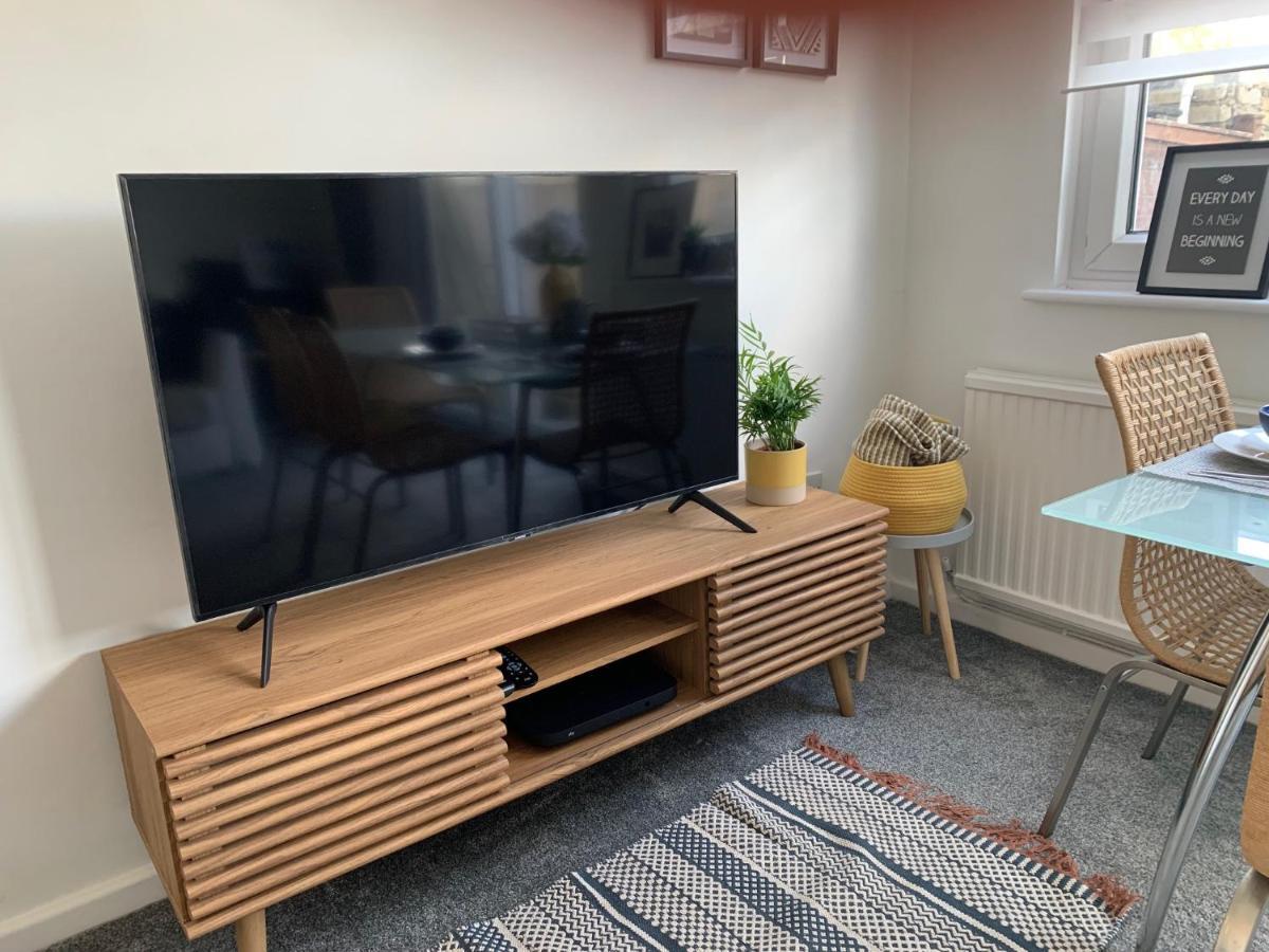 The Hideaway, Calm, Cozy, Dog Friendly Retreat Apartment Cheltenham Luaran gambar